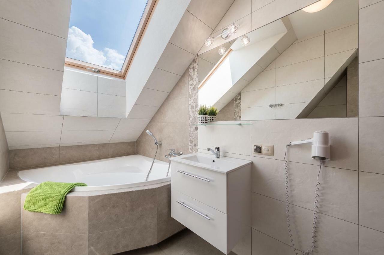 Willa Bozena Jacuzzi & Sauna Zakopane Bagian luar foto